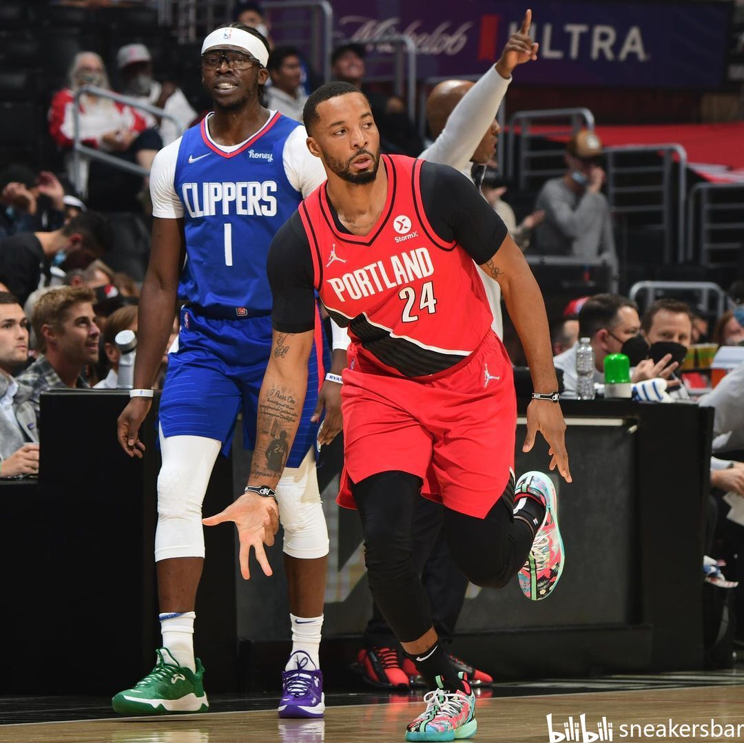 向以灵活的 向以灵活的