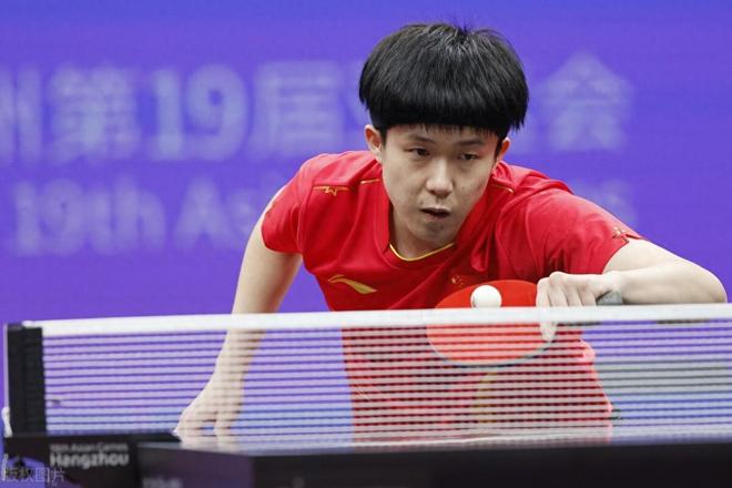 举步维艰 举步维艰