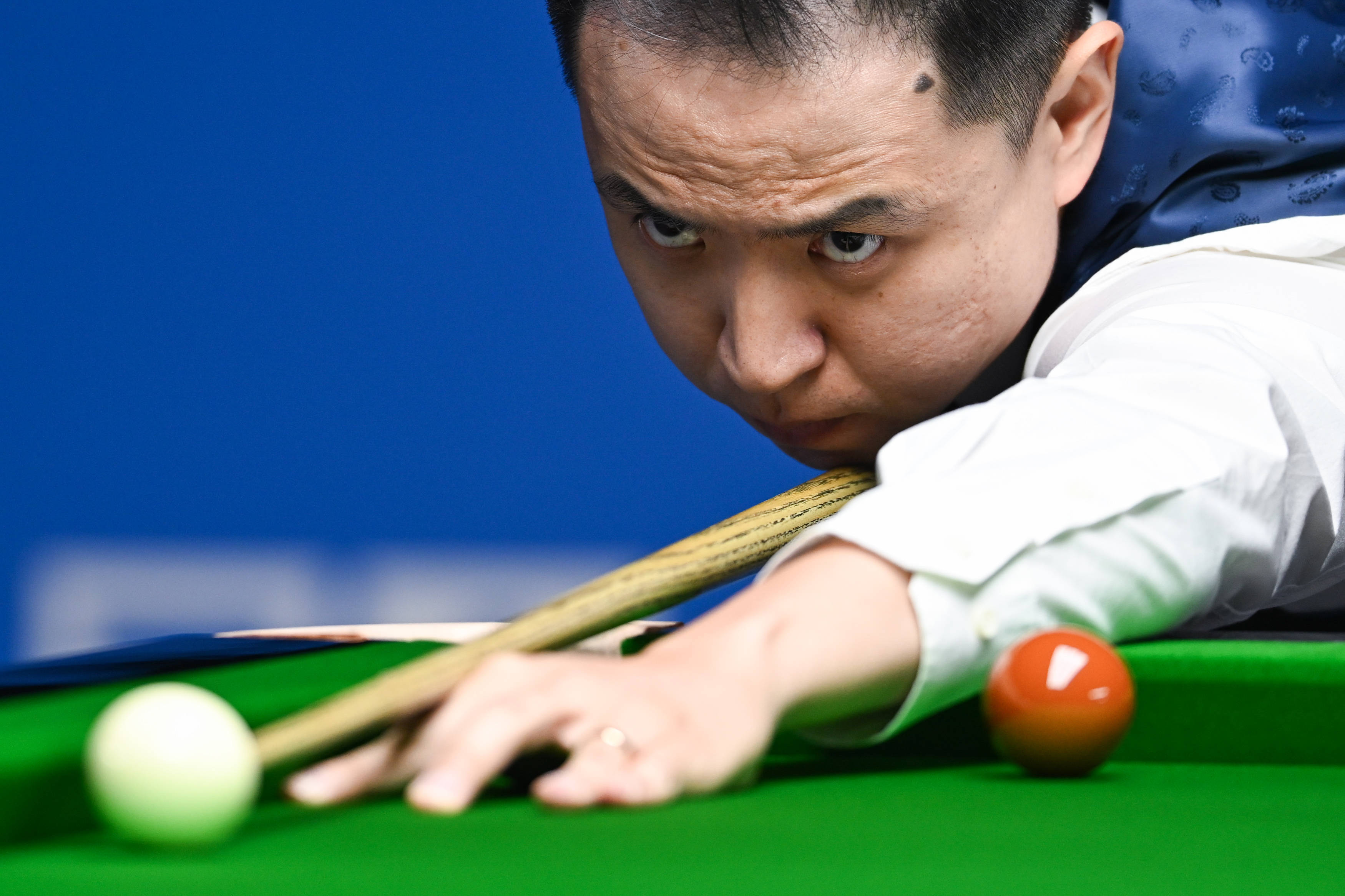 守球员后送 守球员后送