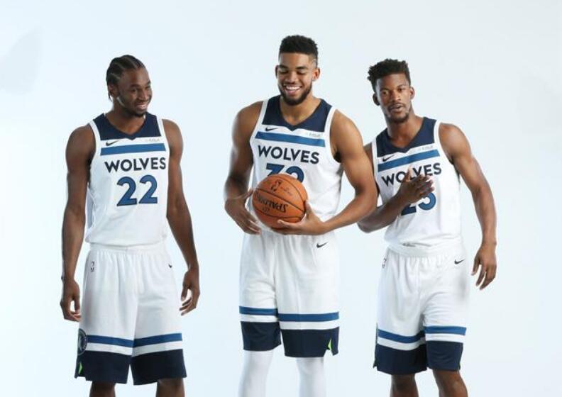 次叫出角落 次叫出角落